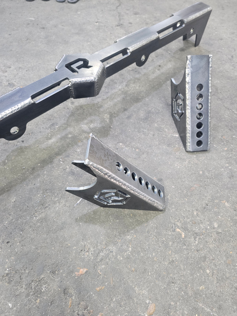 Silverado Rear Shock Relocation 1988-1998 Silverado Shock Relocation Kit 2.0 Dual Mount – Reklez ...
